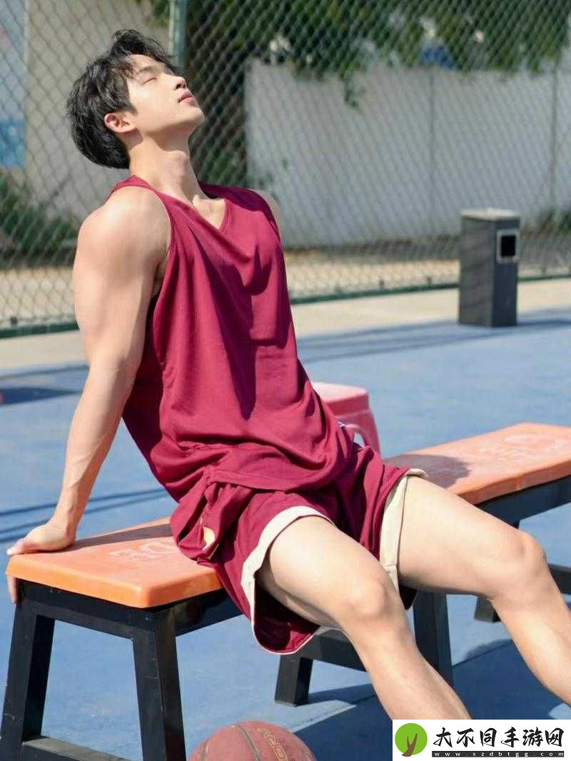 白嫩的18sex体育生HD高清视频