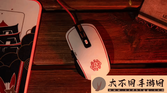 育碧推出刺客信条影联动外设
