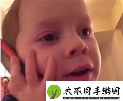 2021贫穷使我快乐的表情包2021贫穷使我快乐假笑男孩表情包大全分享