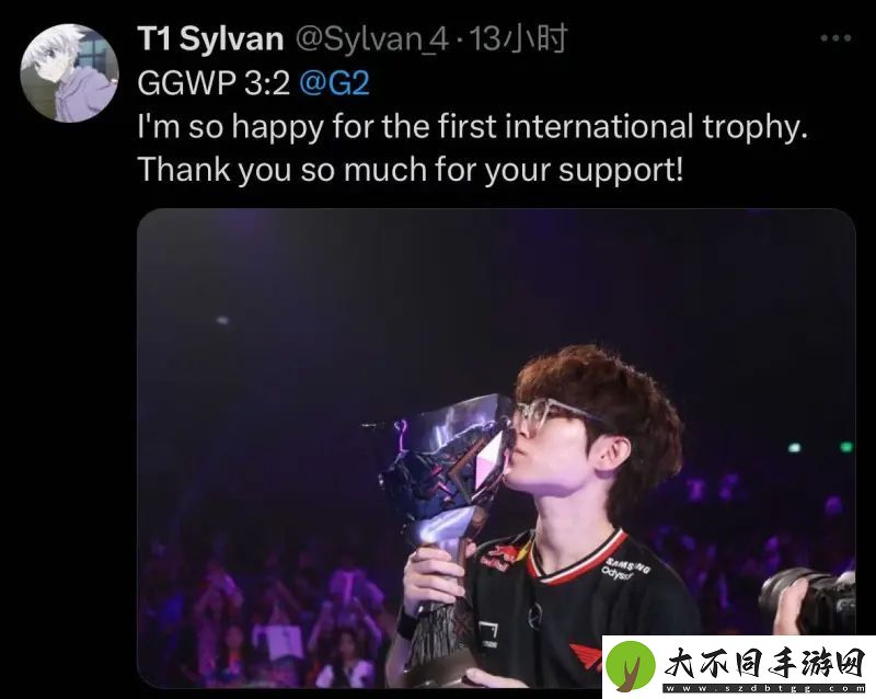 T1夺冠后各选手发推