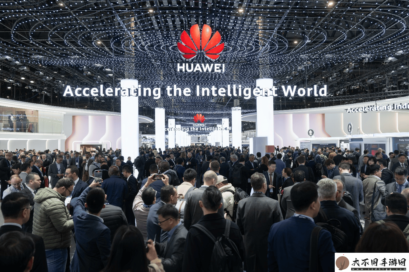 MWC