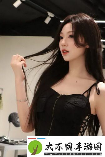 三级大但人文艺术的文化内涵展现丰富多彩网友