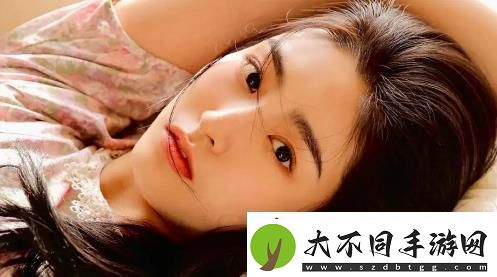 我挺进岳湿润的花苞李强视频震撼画面翻新