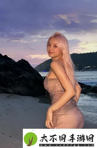 引发宅男热议