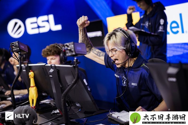 Twistzz