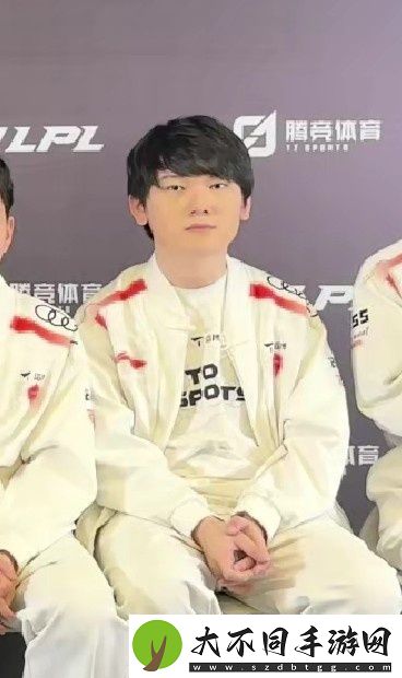 伟大无需多言！JKL